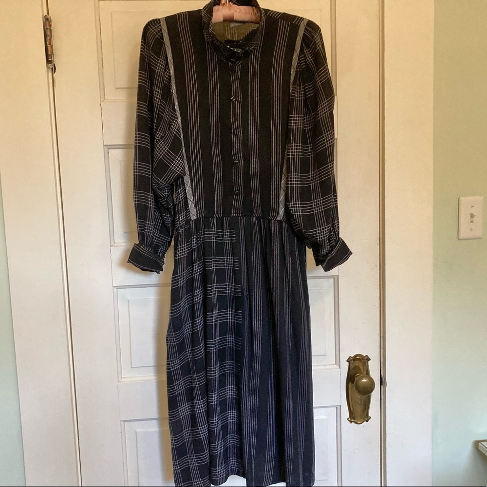 Vintage Rabbit Rabbit Rabbit Dress - Picture 14 of 14